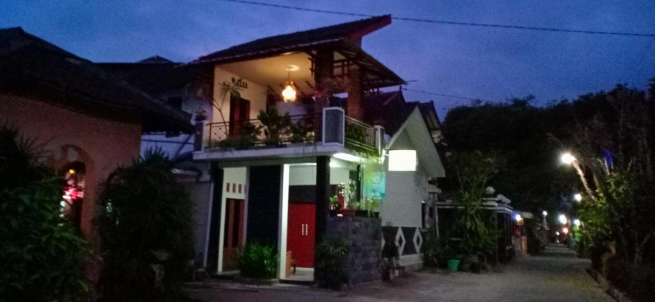 Ada Homestay Магеланг Экстерьер фото