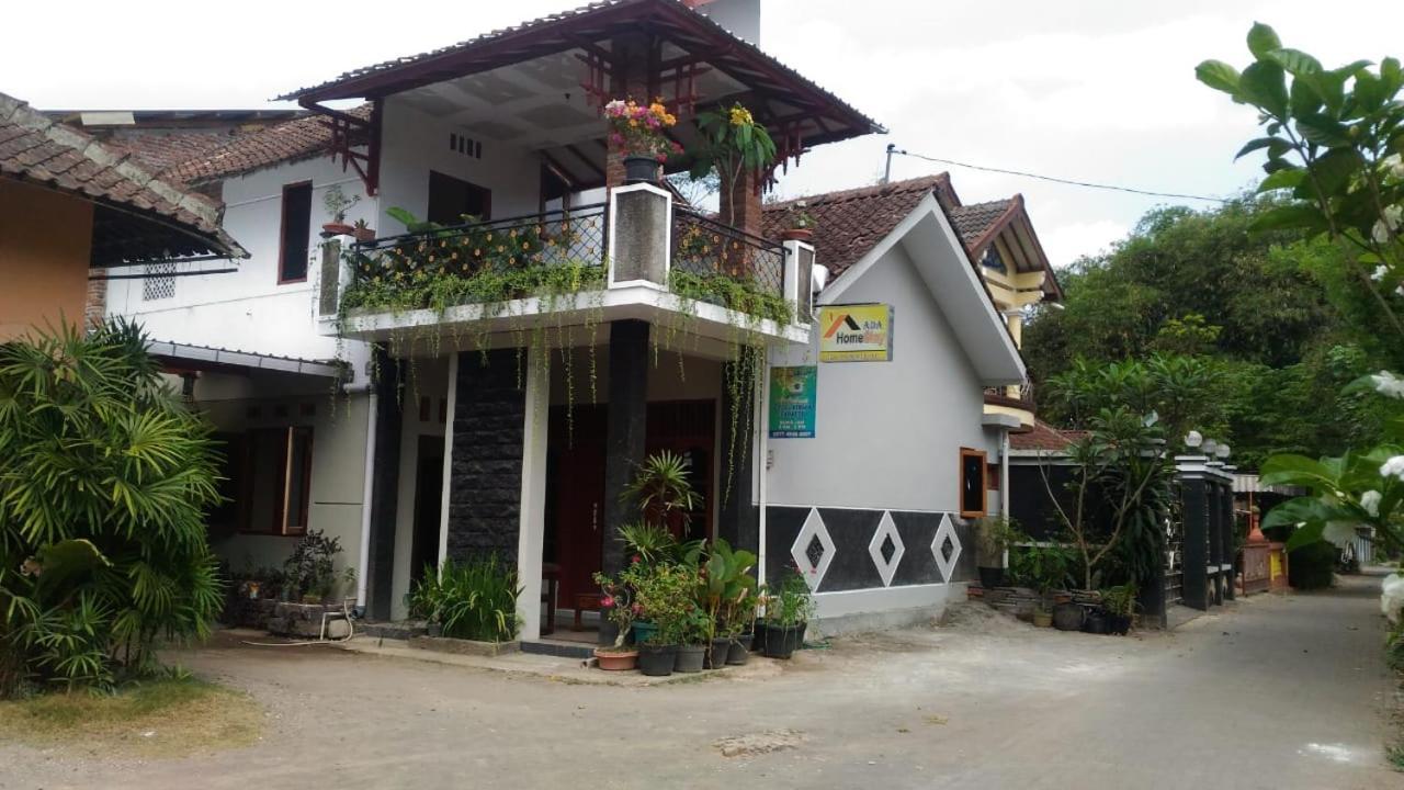 Ada Homestay Магеланг Экстерьер фото