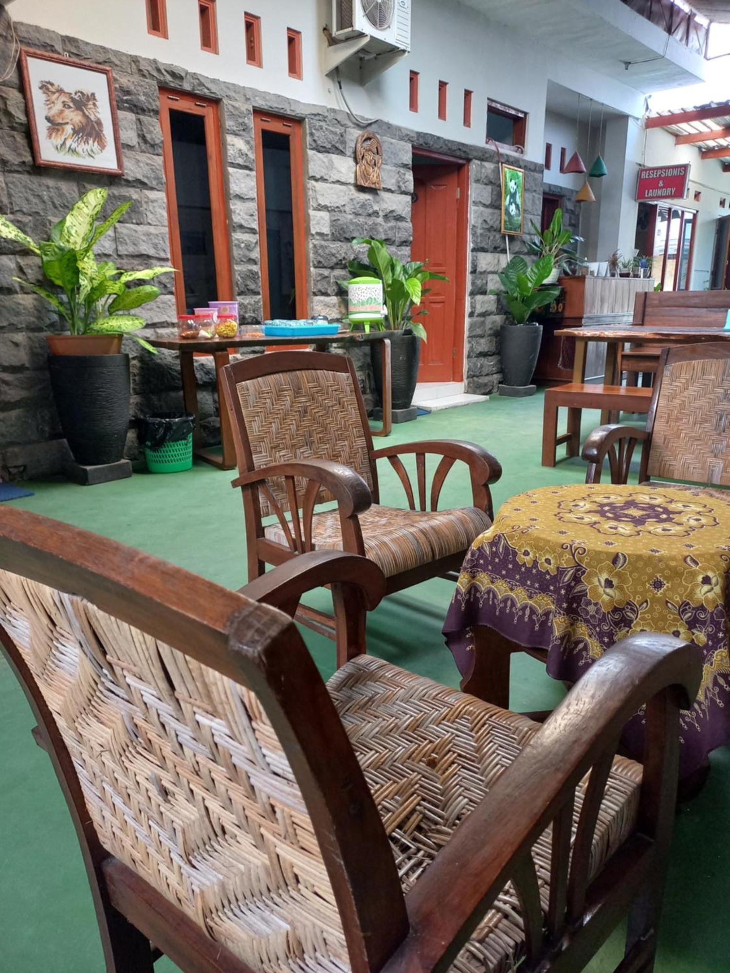 Ada Homestay Магеланг Экстерьер фото