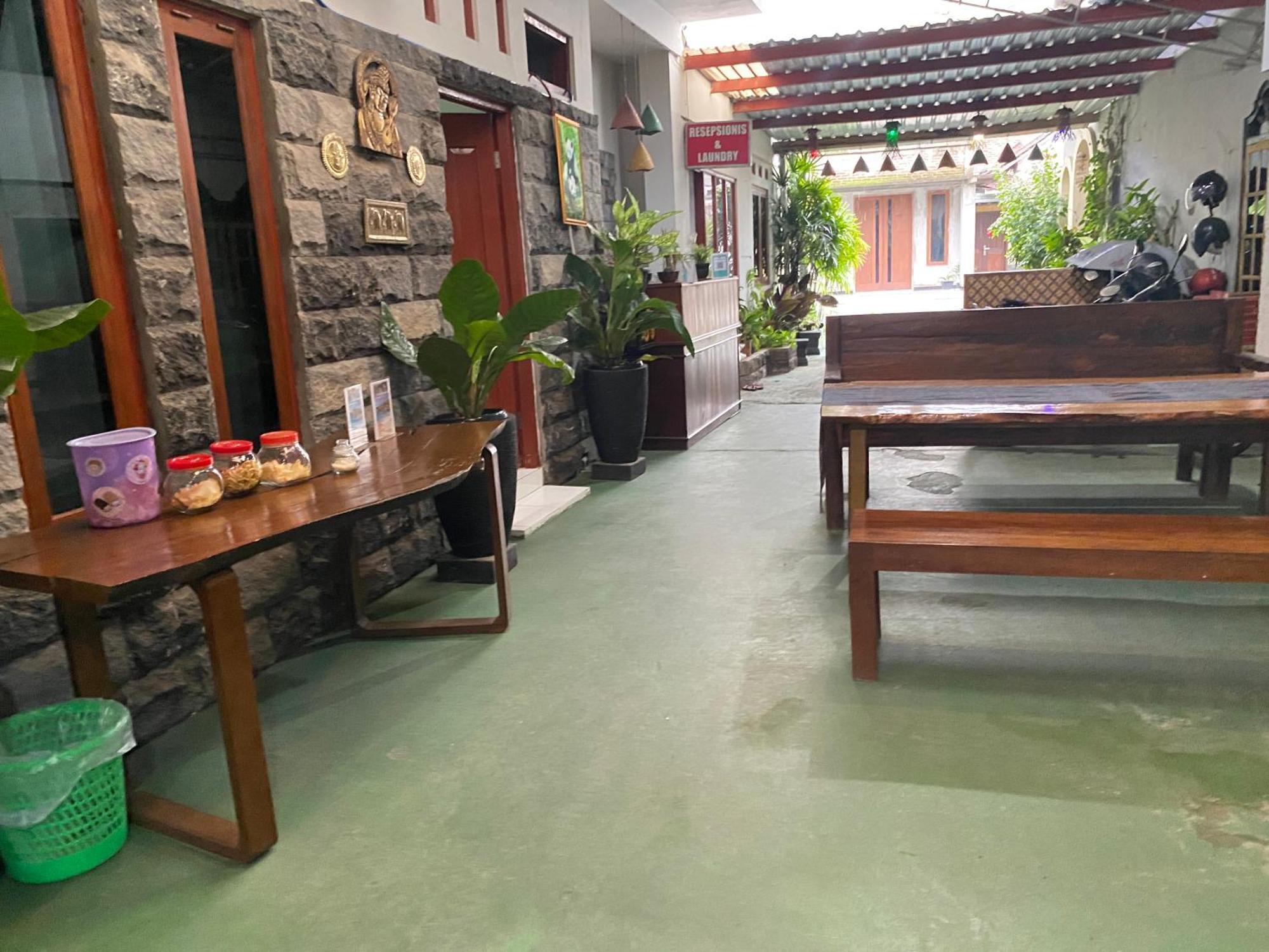Ada Homestay Магеланг Экстерьер фото