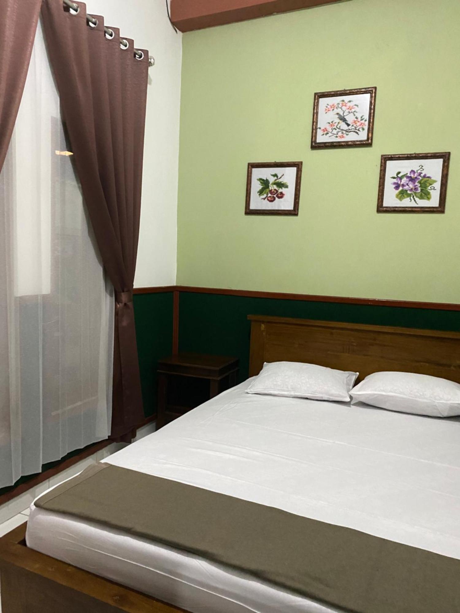 Ada Homestay Магеланг Экстерьер фото