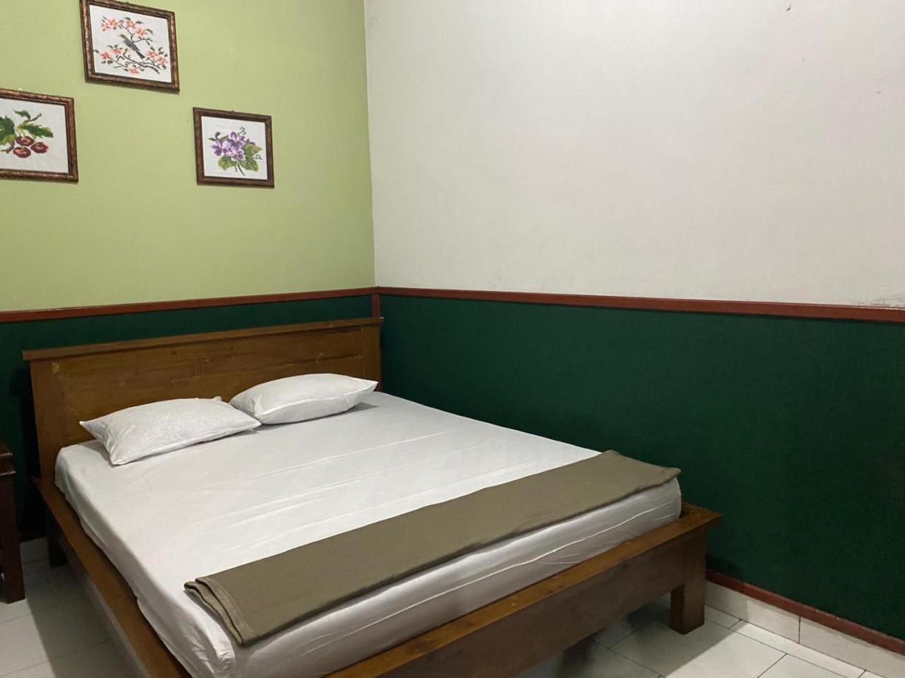 Ada Homestay Магеланг Экстерьер фото