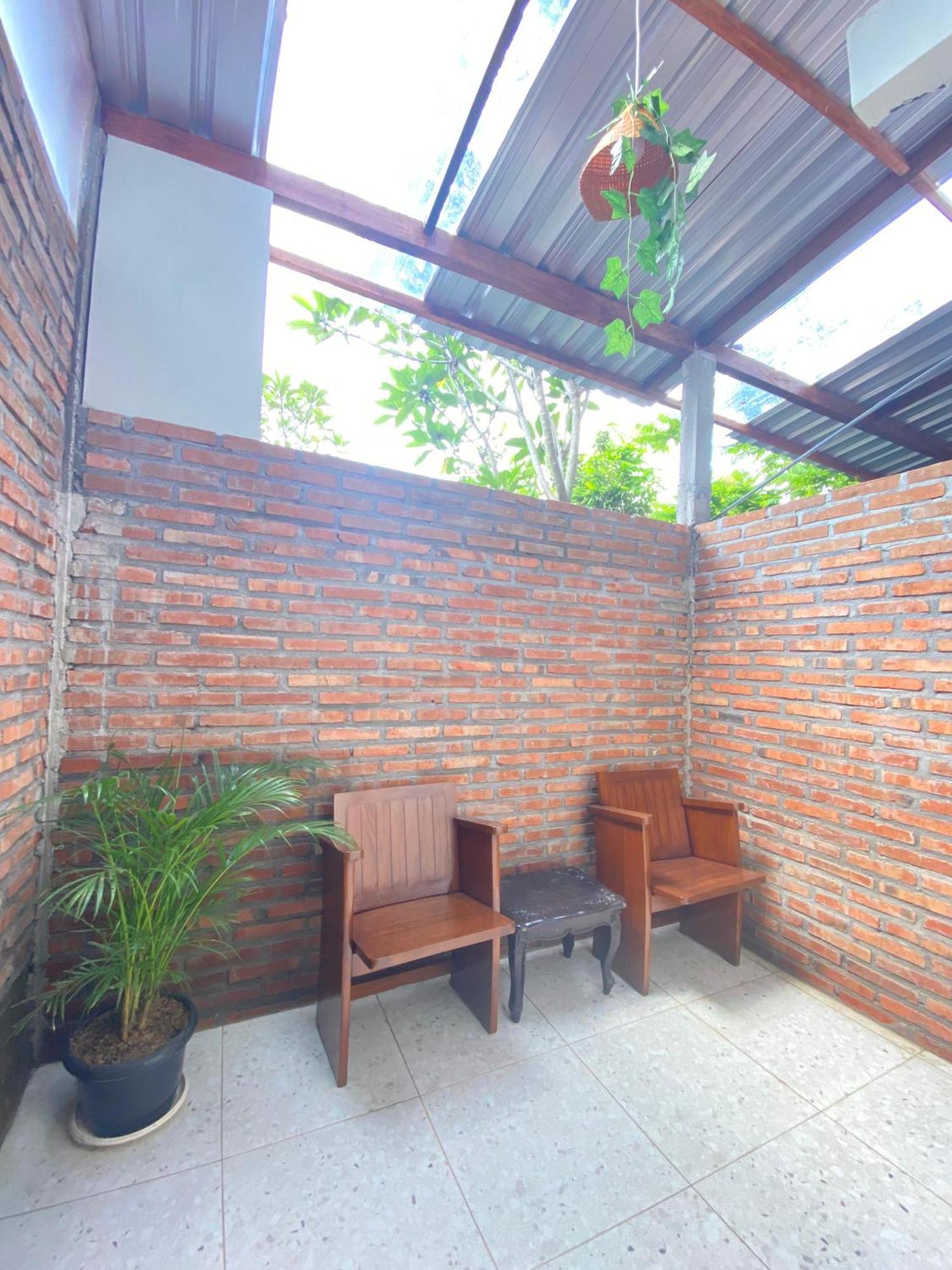 Ada Homestay Магеланг Экстерьер фото